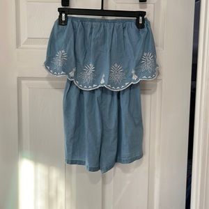 Cute little romper blue white appliqué strapless